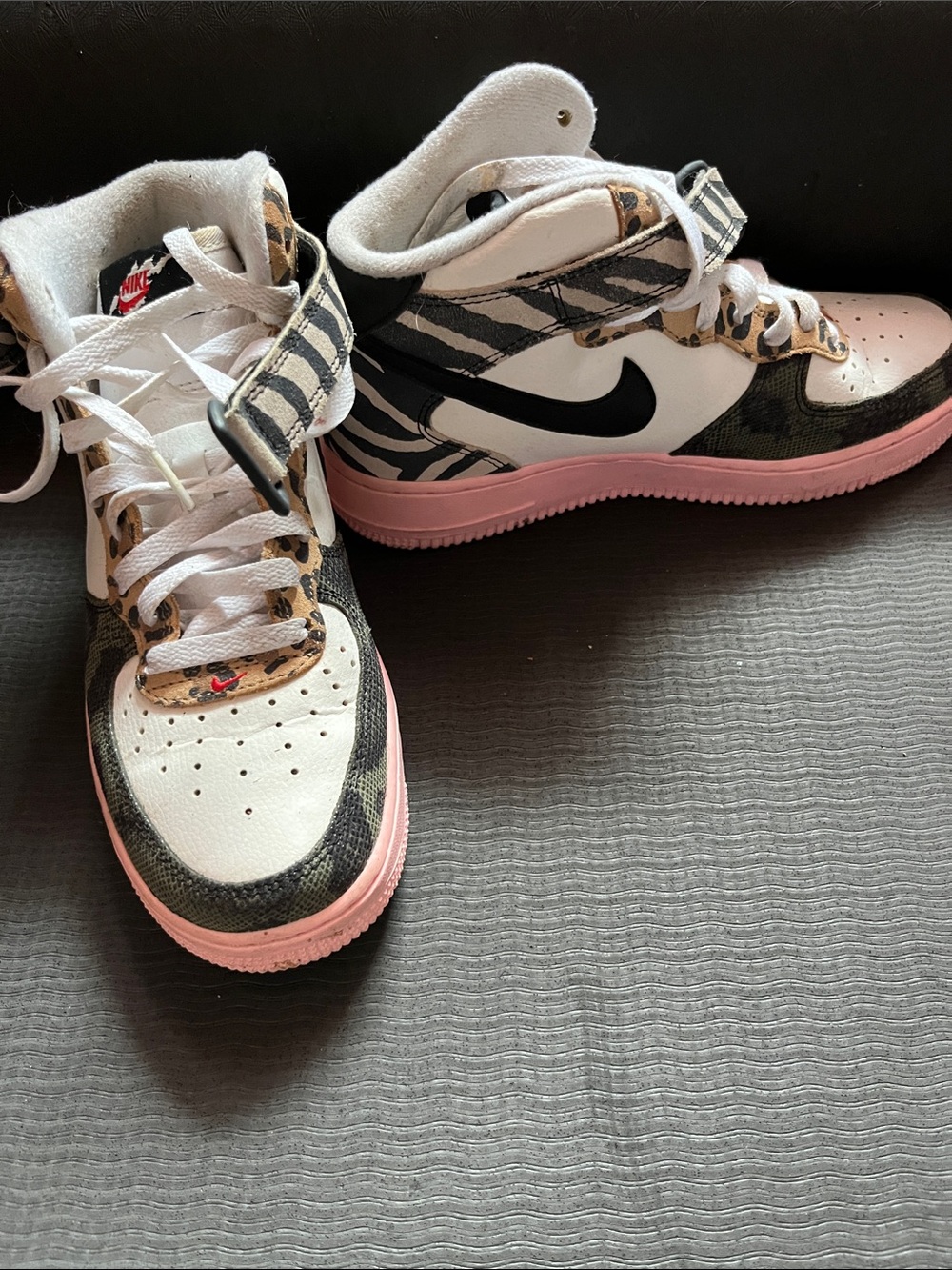 Nike Kids High-Top Sneakers - White, Black & Pink